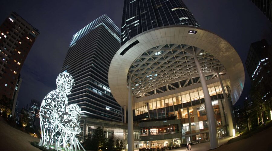 Things to See at Glass Rock The Newest Gem of Toranomon Hills in Tokyo JAPAN