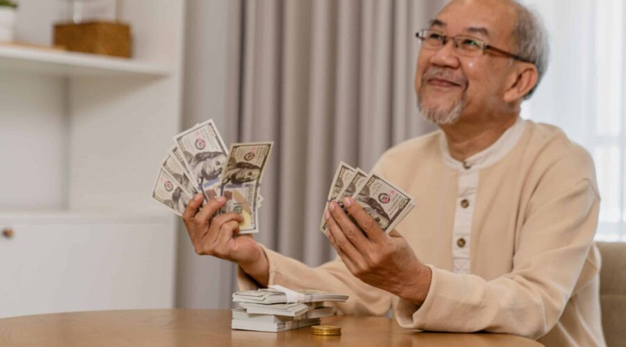 The Complete Guide to Accessing Cash and Using Credit Cards in Japan: Essential Financial Tips for Travelers