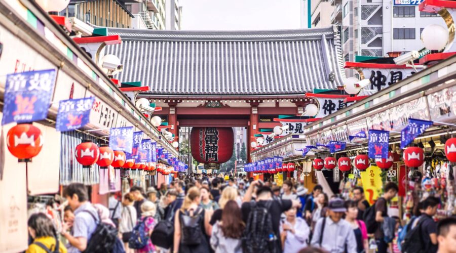 How to Plan a Stress-Free Japan Group Tour: A Timeless Guide