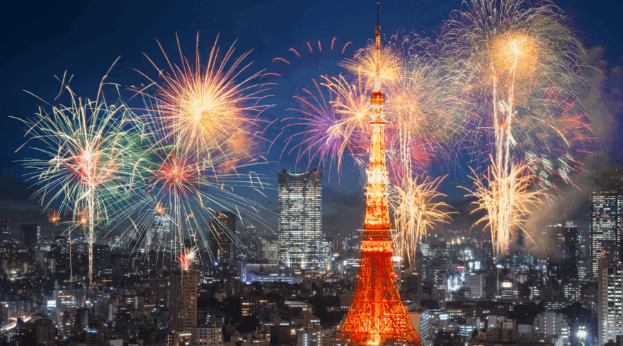 Complete Guide to Tokyo Disneyland: Tickets, Rides & Tips for Tourists