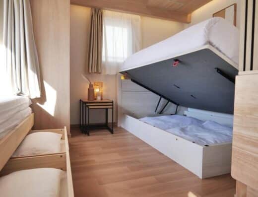 Petit Grande Nuage Tokyo: Stylish Apartment Stay Near Tokyo Skytree with Kitchen & Balcony